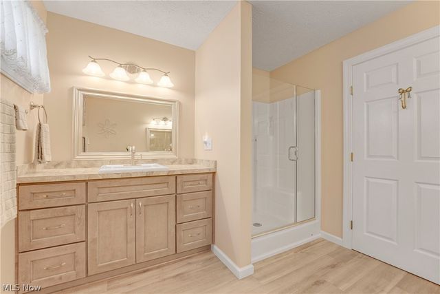 9278 Clark Circle, Twinsburg, OH 44087