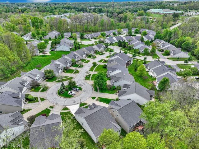 9278 Clark Circle, Twinsburg, OH 44087