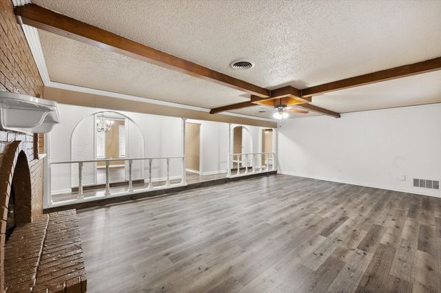 1231 Bow Creek Drive, Duncanville, TX 75116