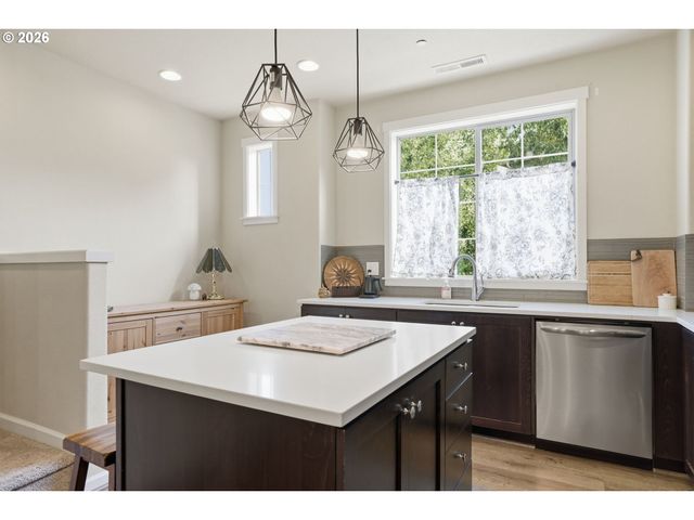 17030 Sw ROCKY RAMBLE Ln, Sherwood, OR 97140