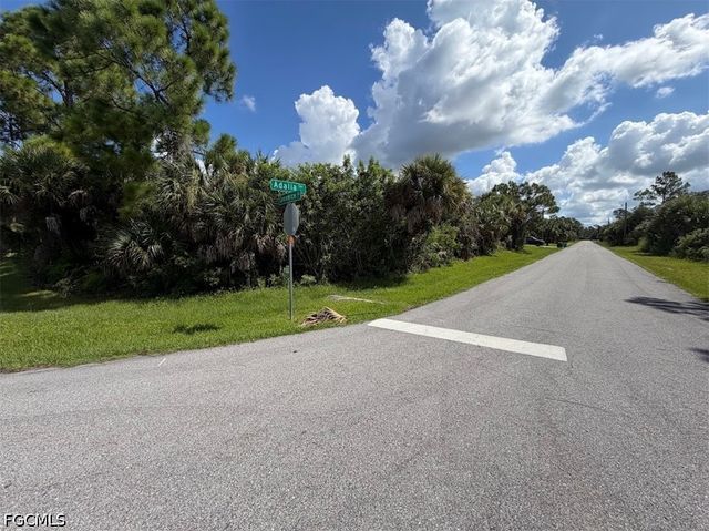 1368 Commerce ST, Port Charlotte, FL 33953