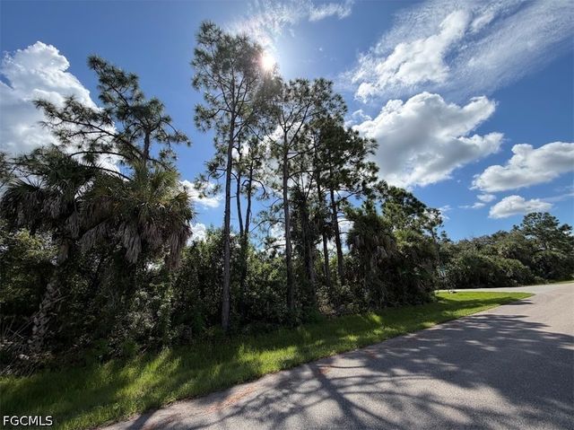 1368 Commerce ST, Port Charlotte, FL 33953