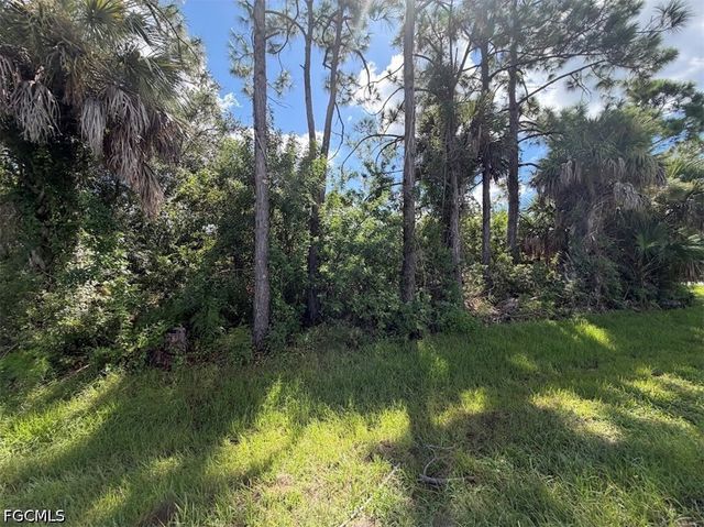 1368 Commerce ST, Port Charlotte, FL 33953