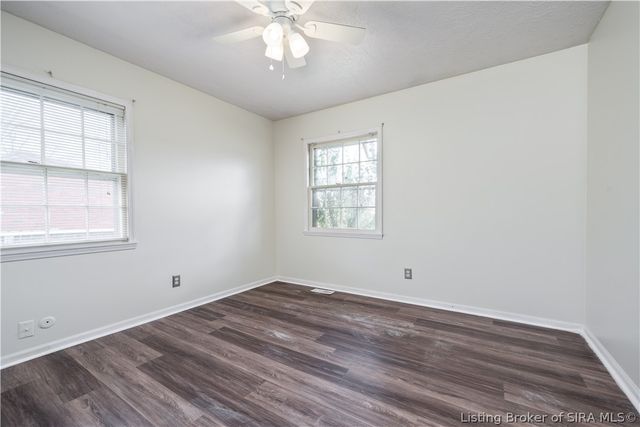 2116 Palmer Court, New Albany, IN 47150