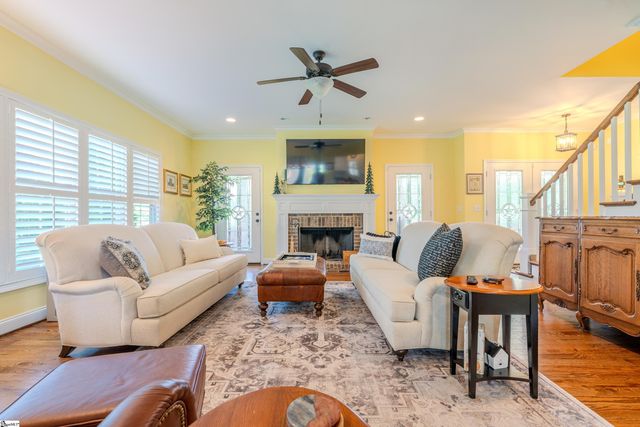 152 River Bend Road, Greenville, SC 29617