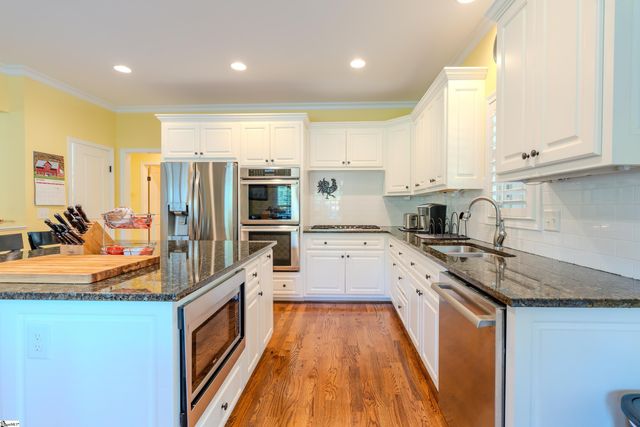 152 River Bend Road, Greenville, SC 29617
