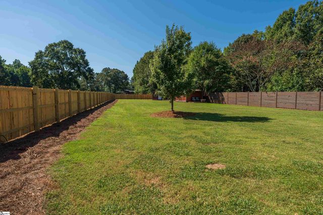152 River Bend Road, Greenville, SC 29617