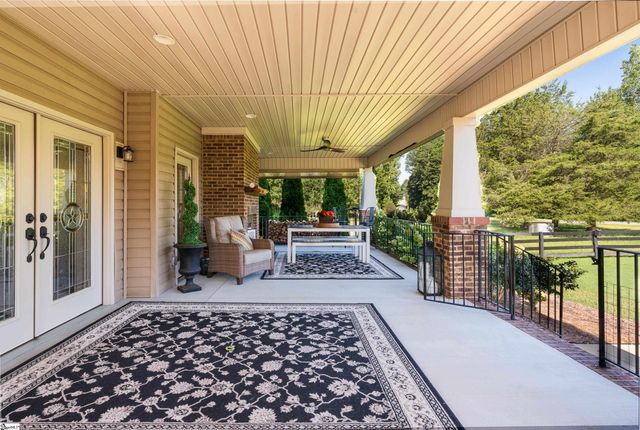 152 River Bend Road, Greenville, SC 29617