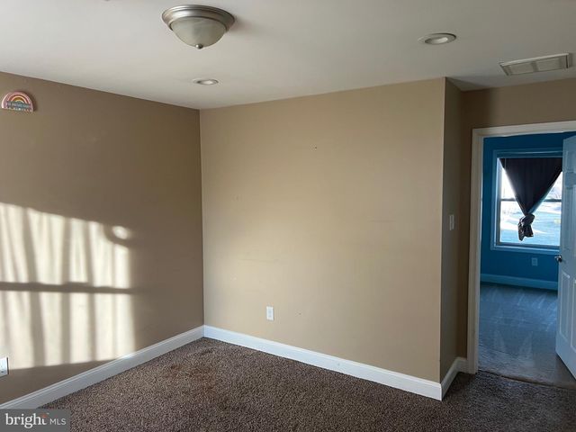 621 NICOLE DR, Southampton, PA 18966