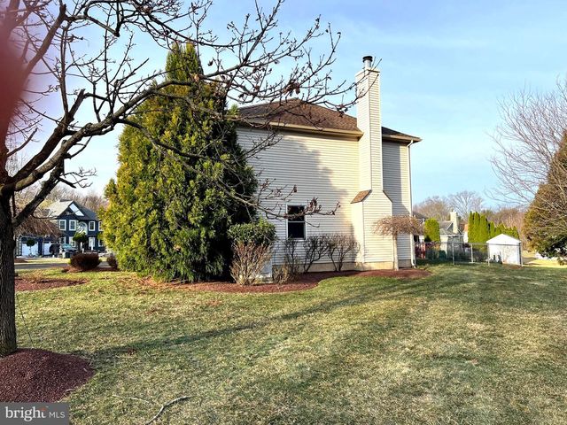 621 NICOLE DR, Southampton, PA 18966