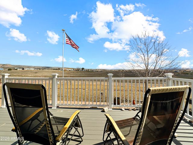 25818 N RIESLING Lane, Paulden, AZ 86334