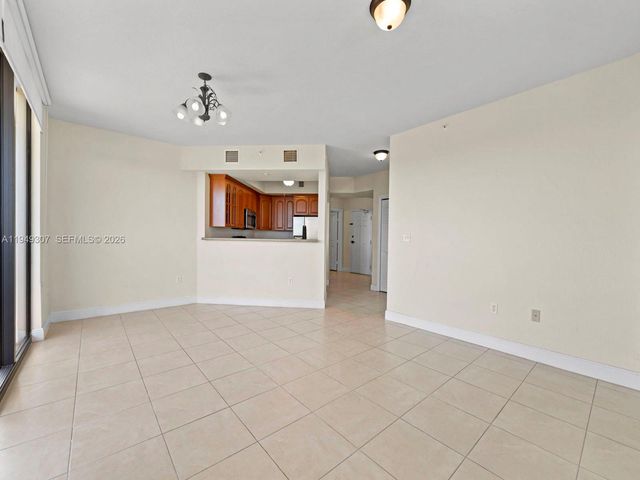 2301 SW 27th Ave 1403, Miami, FL 33145