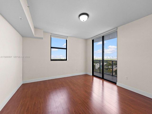 2301 SW 27th Ave 1403, Miami, FL 33145