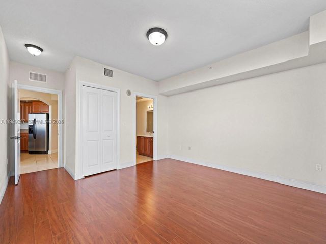 2301 SW 27th Ave 1403, Miami, FL 33145