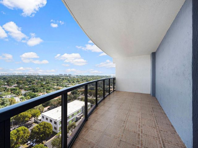 2301 SW 27th Ave 1403, Miami, FL 33145