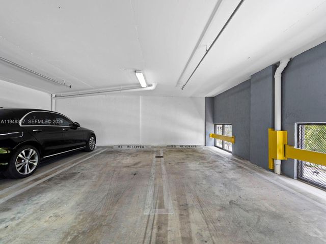 2301 SW 27th Ave 1403, Miami, FL 33145