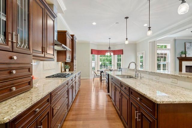 4978 Rosalind Lane, Powell, OH 43065