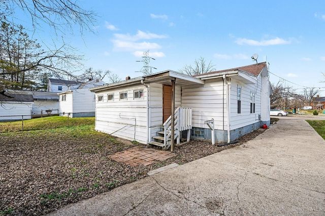 321 Southern Avenue, Reading, OH 45215