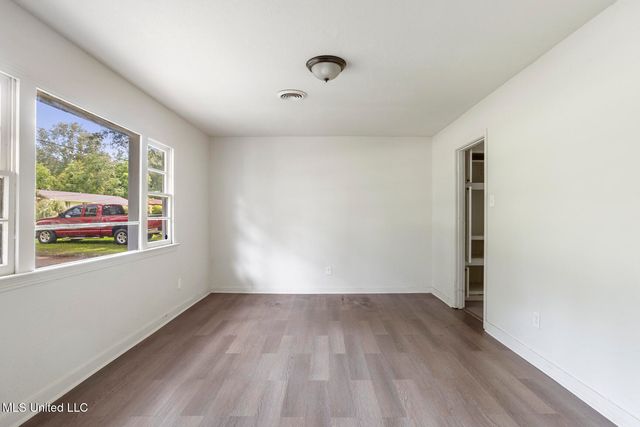 1038 Brookley Street, Jackson, MS 39212