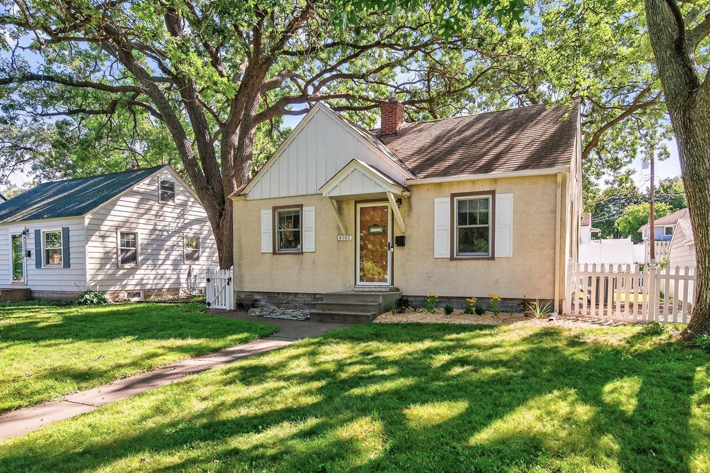 4507 5th Street NE, Columbia Heights, MN 55421