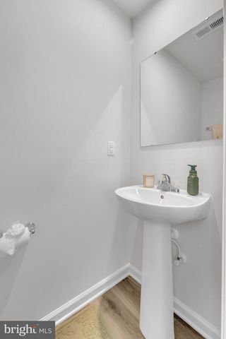 324 COMFORT RD, Williamstown, NJ 08094