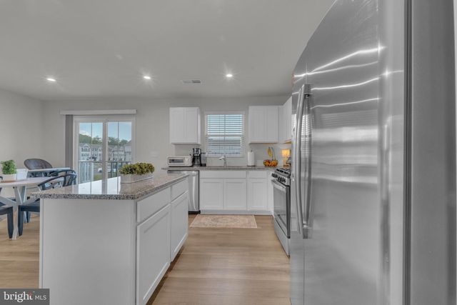 324 COMFORT RD, Williamstown, NJ 08094