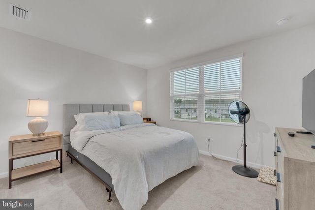 324 COMFORT RD, Williamstown, NJ 08094