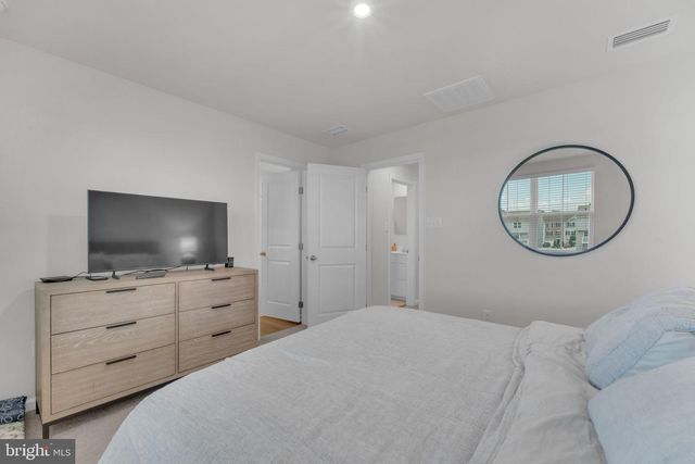 324 COMFORT RD, Williamstown, NJ 08094