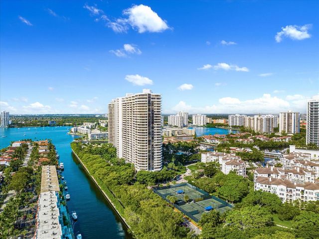 2000 Island Boulevard 602, Aventura, FL 33160