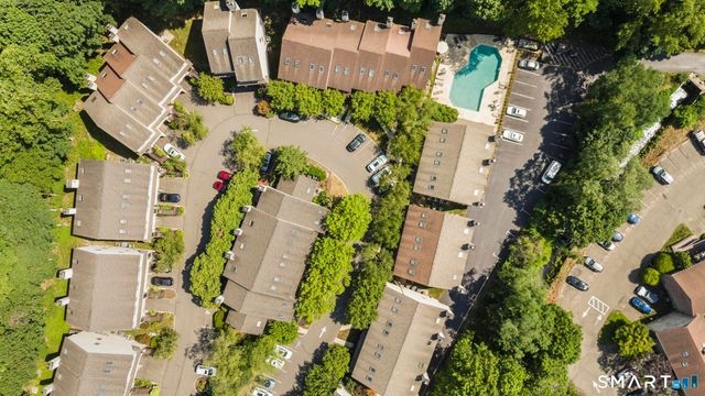 2435 Bedford Street 11C, Stamford, CT 06905