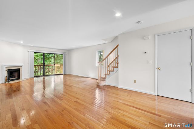 2435 Bedford Street 11C, Stamford, CT 06905
