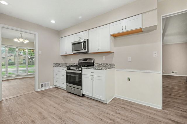 914 Bromwich Street, Garland, TX 75040