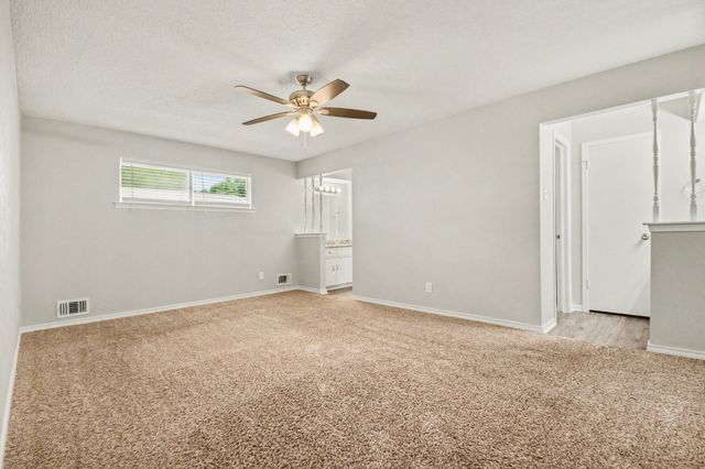 914 Bromwich Street, Garland, TX 75040