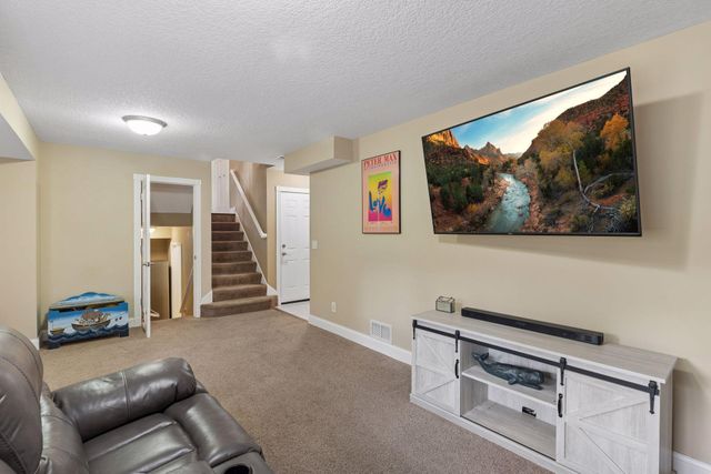 360 117th Avenue NW, Coon Rapids, MN 55448