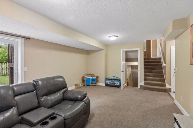 360 117th Avenue NW, Coon Rapids, MN 55448