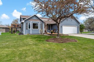 12120 87th Avenue N, Maple Grove, MN 55369