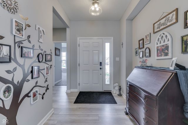 4349 Ironclad Drive, Bargersville, IN 46106