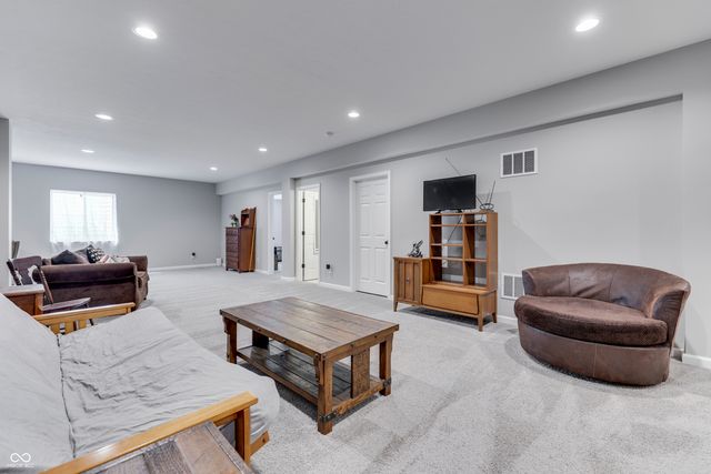 4349 Ironclad Drive, Bargersville, IN 46106