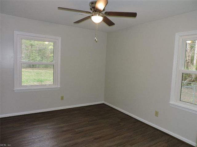 8259 Guinea RD, Hayes, VA 23072