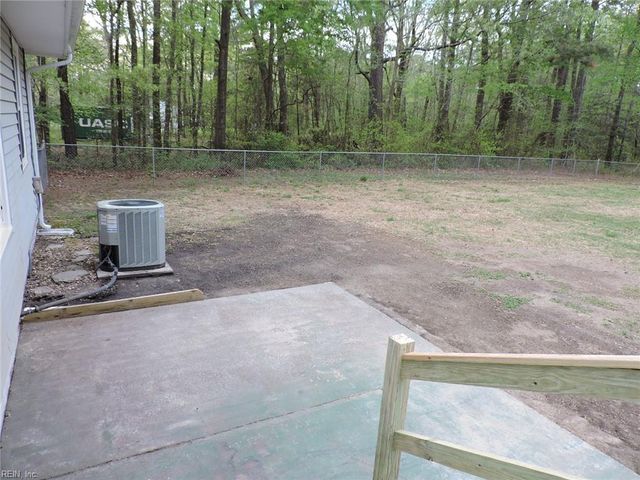 8259 Guinea RD, Hayes, VA 23072