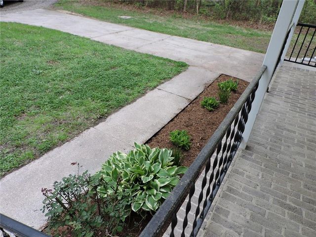 8259 Guinea RD, Hayes, VA 23072