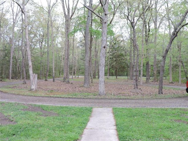 8259 Guinea RD, Hayes, VA 23072