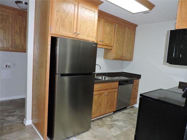 8259 Guinea RD, Hayes, VA 23072