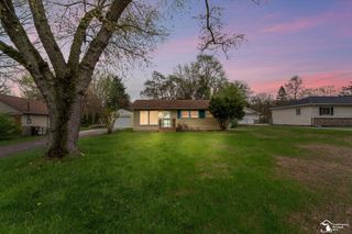 8898 Woodside Drive, Bedford Twp, MI 48182