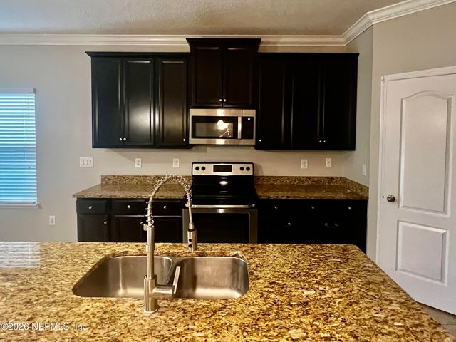 174 ASBURY HILL Court, Jacksonville, FL 32218