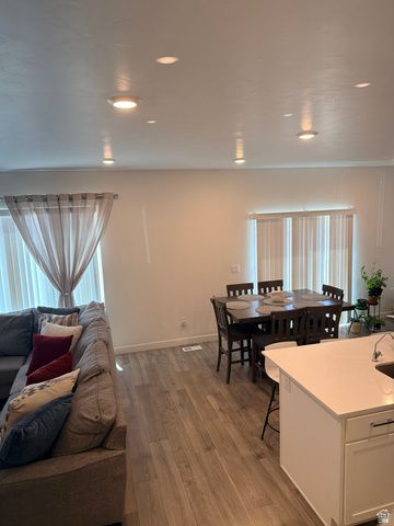 8753 ALLUVIAL DR, Magna, UT 84044