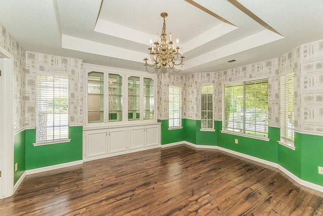 534 E Mariners Circle, Fresno, CA 93730