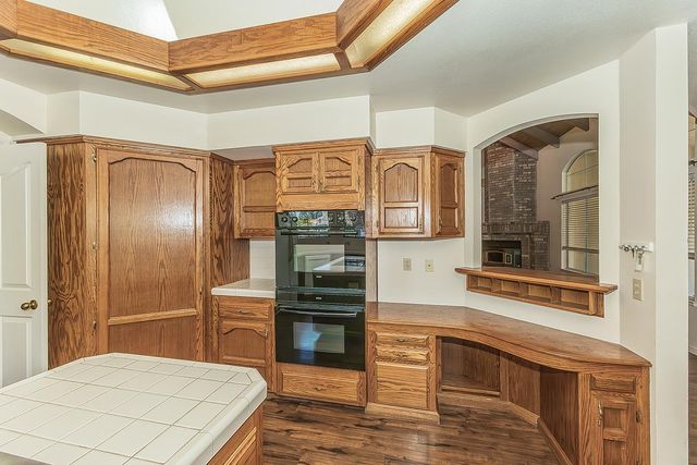 534 E Mariners Circle, Fresno, CA 93730