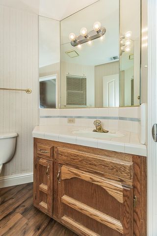 534 E Mariners Circle, Fresno, CA 93730