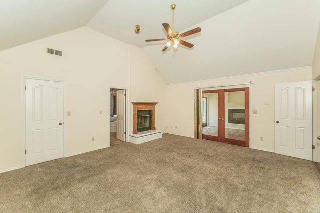 534 E Mariners Circle, Fresno, CA 93730